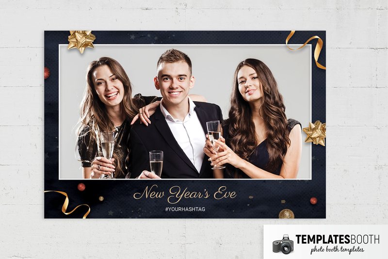 New Year’s Eve photo booth template: landscape print with one photo above New Year's Eve text